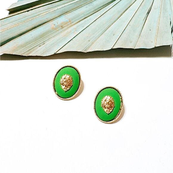 Green and Gold Lion Emblem Earrings - Picture 3 of 6